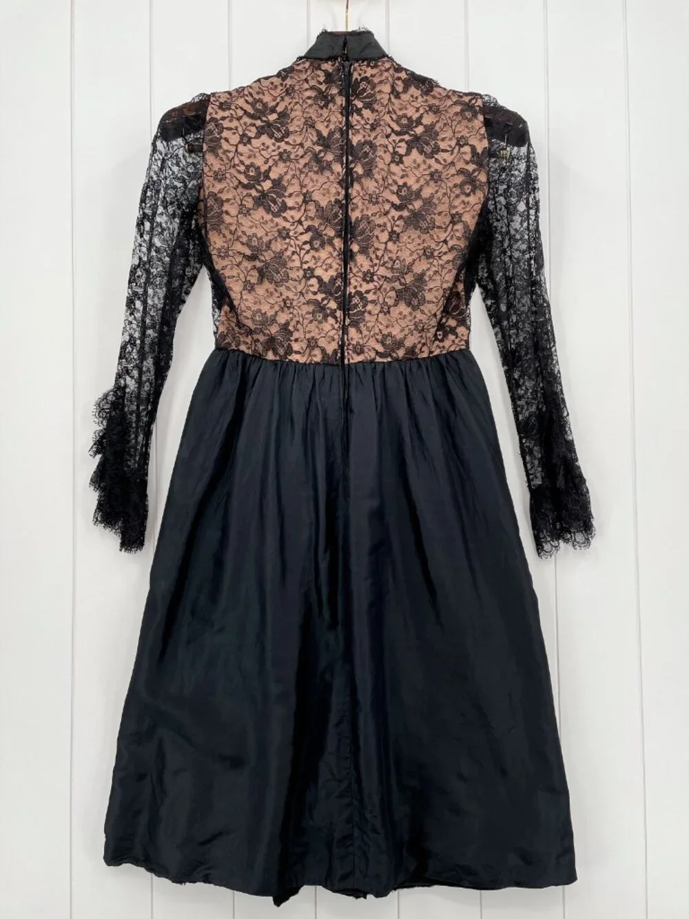 Vintage RARE 60s Geoffrey Beene Black Lace High Neck Ruffle Long Sleeve Dress 12 - Picture 12 of 16